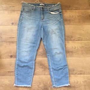 Skinny Capri stretch vintage freyed jeans